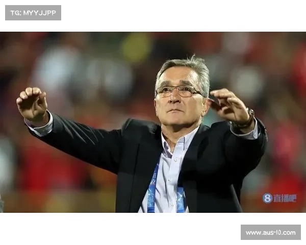 国足赛前发布会伊万科维奇强调中场控制决定胜负